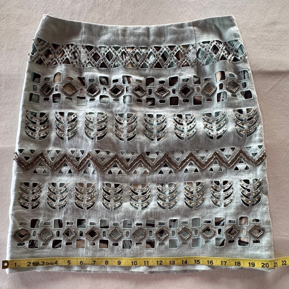 Per Se Linen Beaded Cut-Out Silk Lined Mini Skirt (6) - Picture 11 of 17
